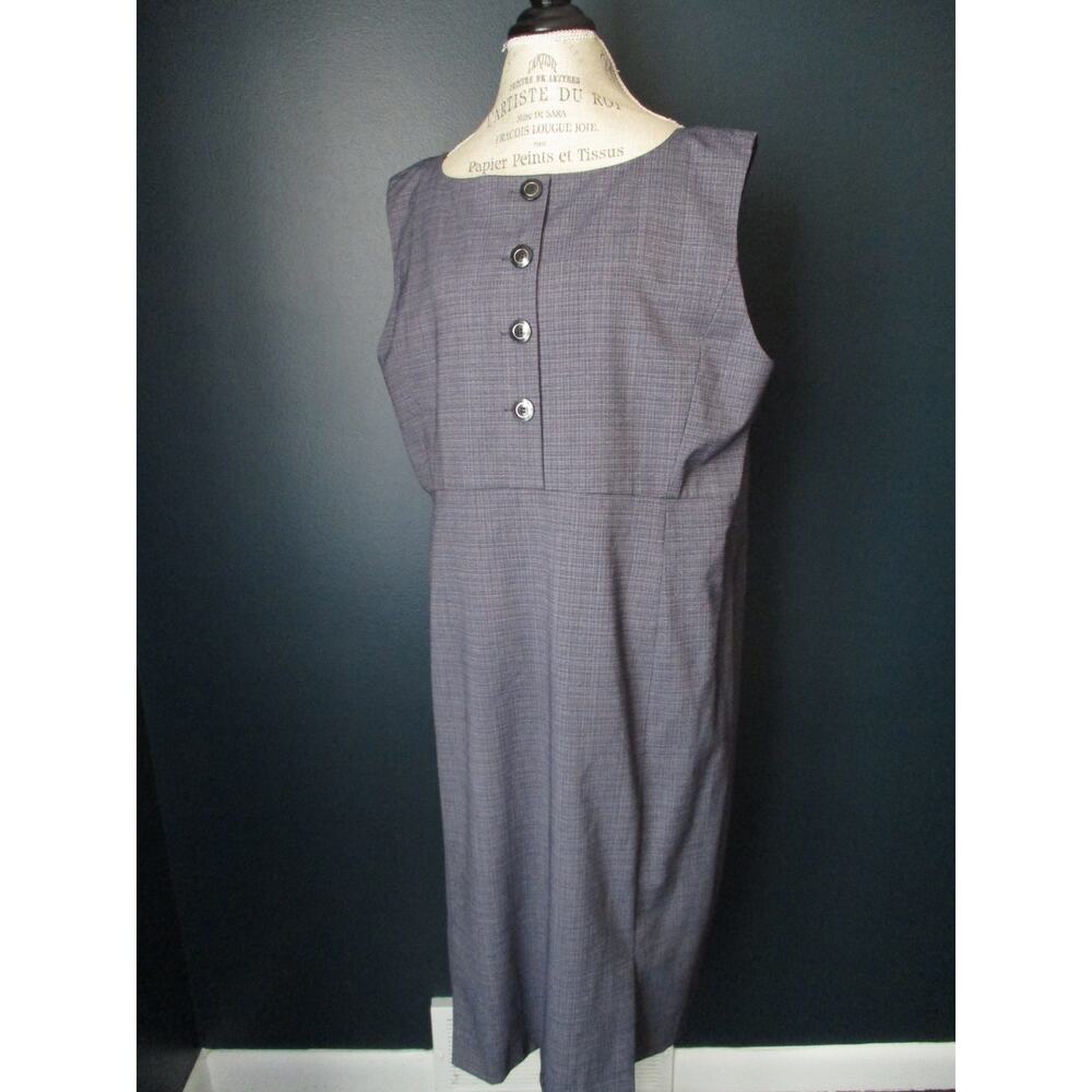 Alex Marie Woman 20W Navy White Sleeveless Tailored Dress